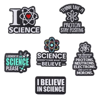 İnanıyorum Bilim Sert Rozetleri Emaye Pin 6 Tarzı Deney Broş Çanta Elbise Dekoratif Aksesuarları Hediyeler Bilim Adamı İçin
