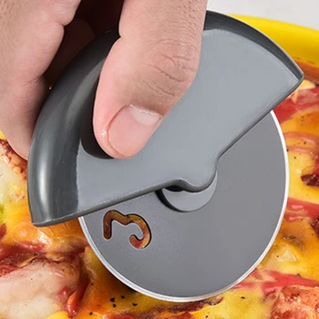 Paslanmaz Çelik Yuvarlak Tekerlek Kesme Bıçağı Pizza Kapaklı Rulet Rulo Hamur Pizza Dilimleme Kesici Pişirme Aksesuarları Araçları